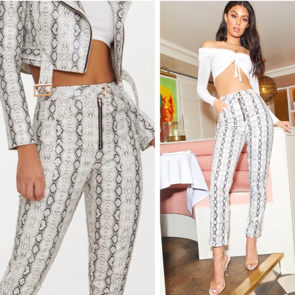 Pretty little thing Grey snake print trouser